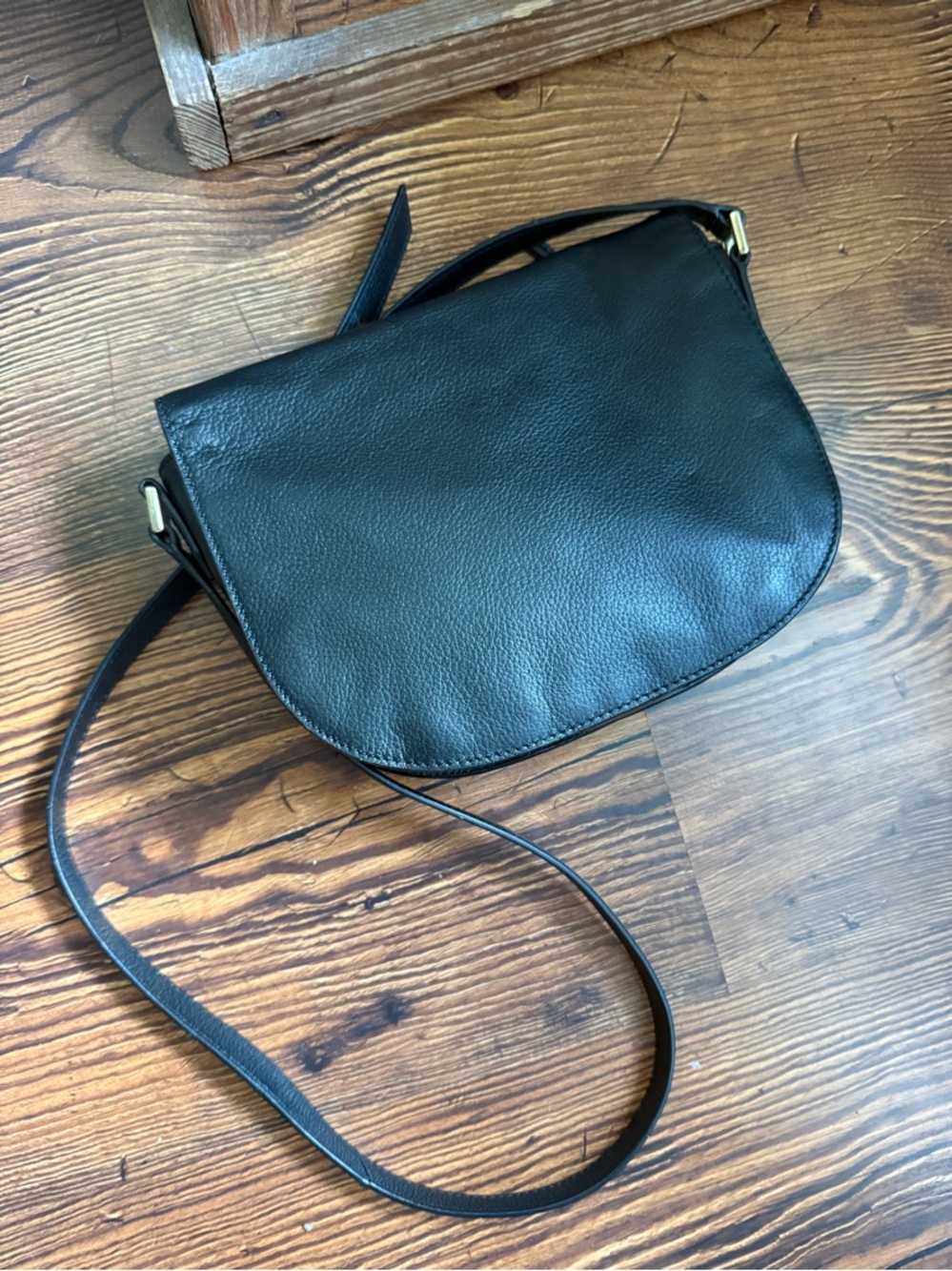 Tory Burch Brody Leather Saddle Bag - Picture 5 of 11